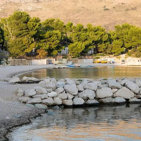 Luxury Viki Very Close To Beach