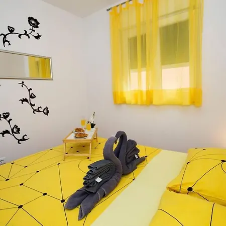 Luxury Viki Very Close To Beach Spalato