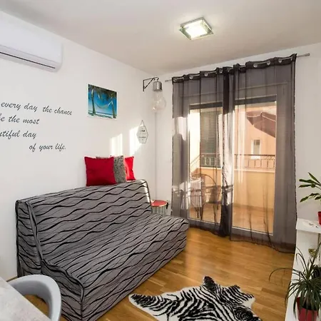 Luxury Viki Very Close To Beach *