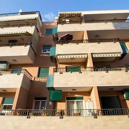 Apartment Luxury Viki Very Close To Beach Split