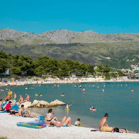 Apartment Luxury Viki Very Close To Beach